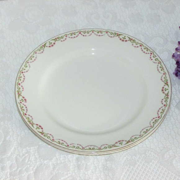 2 Vintage Johnson Bros. Dinner Plates Tiny Pink Rose Garland Swag - Picture 4 of 9